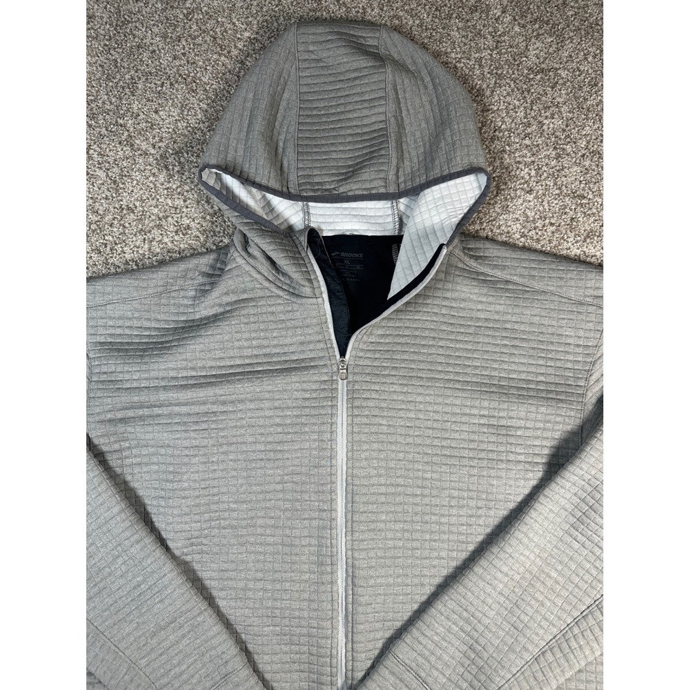 Brooks Run Happy Mens XL Grey Quilted Grid Full Zip Hoodie Jacket 221684